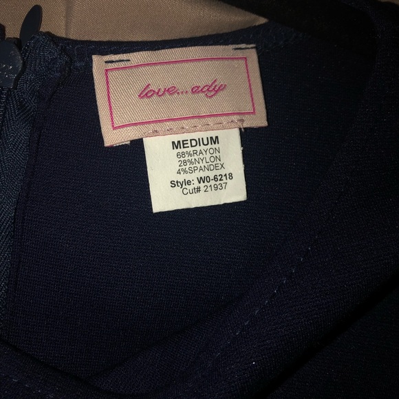 NWOT dark navy cap sleeve 3/4 length dress - Picture 6 of 6